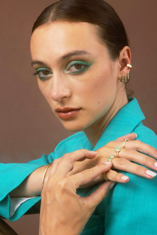 LA SENSATIONNELLE NÉON - 9 karat solid Gold Emeralds single earring