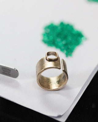 OBS - Bague en or 9K & Spinelle