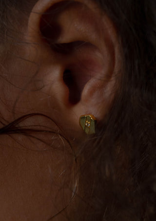 ÉCROU - 14 karat gold plated sterling silver & White Topaz single earring