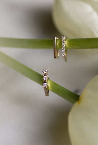 LA SENSATIONNELLE DIAMANTS - 9 karat solid gold Natural white diamonds single earring 