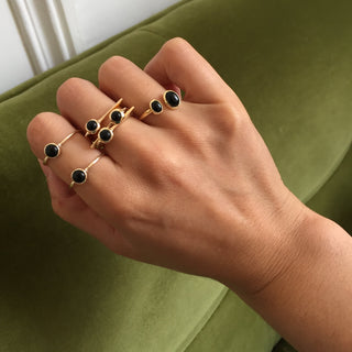 DUO ONYX - 14 karat gold plated sterling silver & Onyx ring 